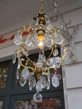 Preview: ein-flammiger französischer Lüster alt Lampe Kristall antik Form Preview: ein-flammiger französischer Lüster alt Lampe Kristall antik Form