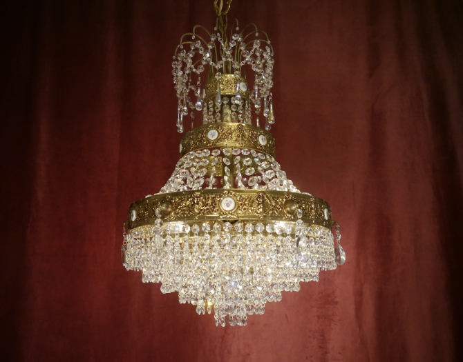 Strass crystal brass stepped chandelier painted ceramic thalers