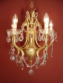Preview: 5 lights charming gold bronze chandelier old crystal glass french style antique Preview: 5 lights charming gold bronze chandelier old crystal glass french style antique