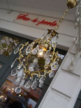 Preview: lustre bronze doré cristal ornements antiques forme vieux Preview: lustre bronze doré cristal ornements antiques forme vieux