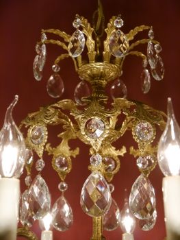 Preview: vintage crystal glass chandelier brass old lamp bronze Preview: vintage crystal glass chandelier brass old lamp bronze