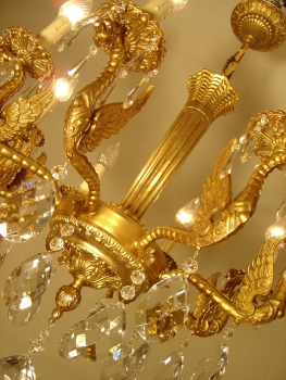 Preview: Blickfang - Drachen Kronleuchter Goldbronze hochwertig Kristallbehang!