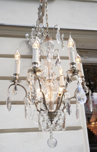 Preview: Französischer Kristallkronleuchter, 9-flammig, versilbert, um 1890–1910
