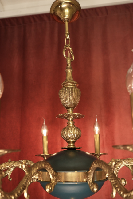 schöner Empire Kronleuchter seltene Farblackierung 8 flammig