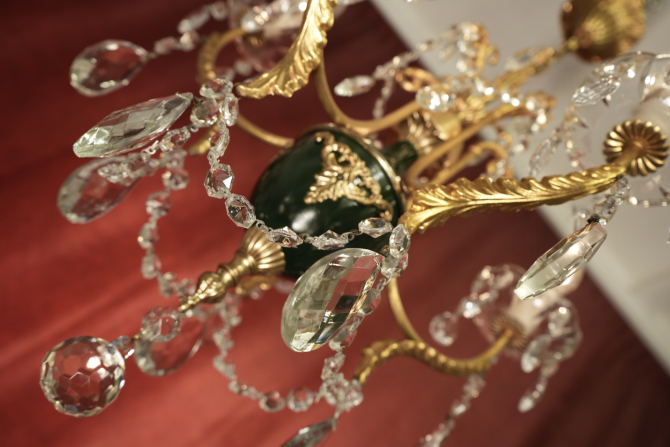 Preview: kleiner französischer Kristall Glas Lüster schöne Grünlackierung