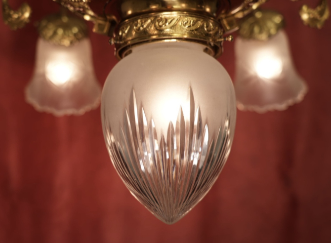 große wunderschöne antike Lampe Messing glänzend 7 flammig