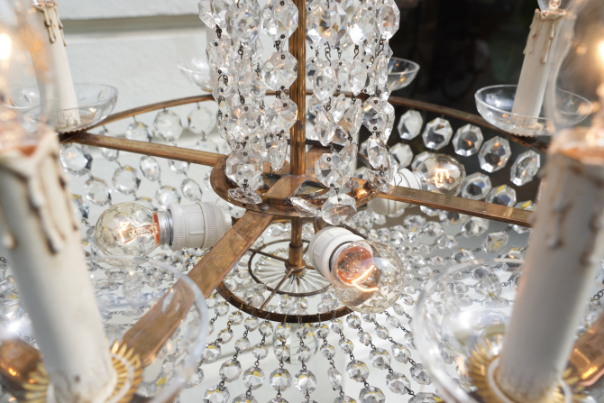 Korblüster Kristalllüster Messing Kristallbehang