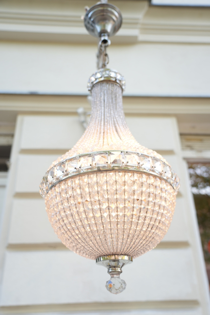 Korblüster mit Perlenketten silberfarben