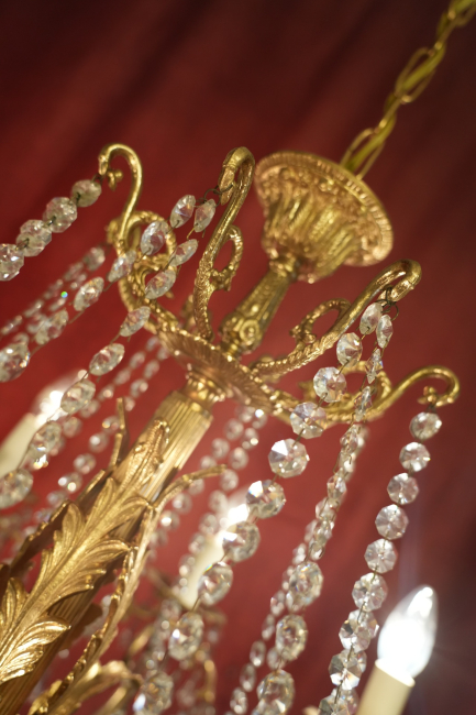 Preview: schöner mittelgroßer Strass-Kristall-Lüster Goldbronze 8 flammig