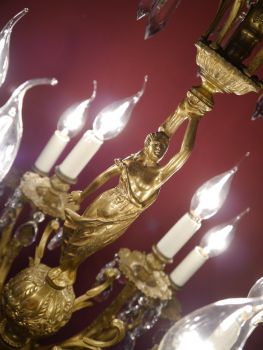 RARITÄT 12 flammiger Kronleuchter Karyatiden Figur als tragende Säule