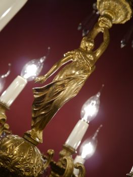 RARITÄT 12 flammiger Kronleuchter Karyatiden Figur als tragende Säule