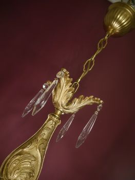 Preview: feiner kleiner Goldbronze Kronleuchter mit antiken Barock Verzierungen