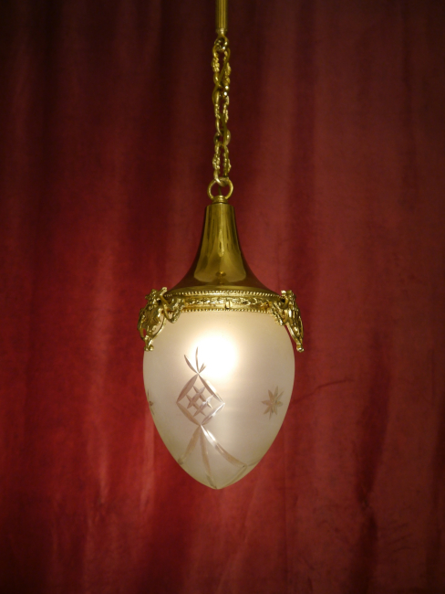 schöner schlichter Jugendstiltropfen Leuchter Lampe Messing satiniertes geschliffenes Glas