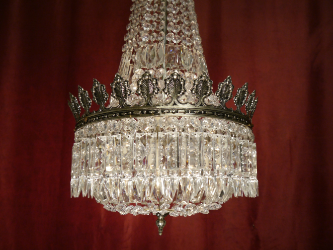 Preview: schöner mittelgroßer italienischer Kristall Korblüster Kronleuchter Nickel silberfarben Messing 6 flammig Berlin