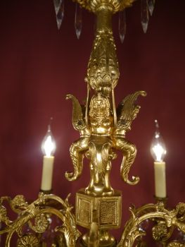 spanischer Kronleuchter ägyptischen Figuren Goldbronze