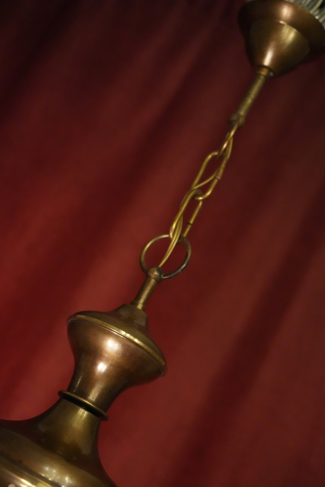 schmale feine Art Deco Lampe Bronze satiniertes Glas