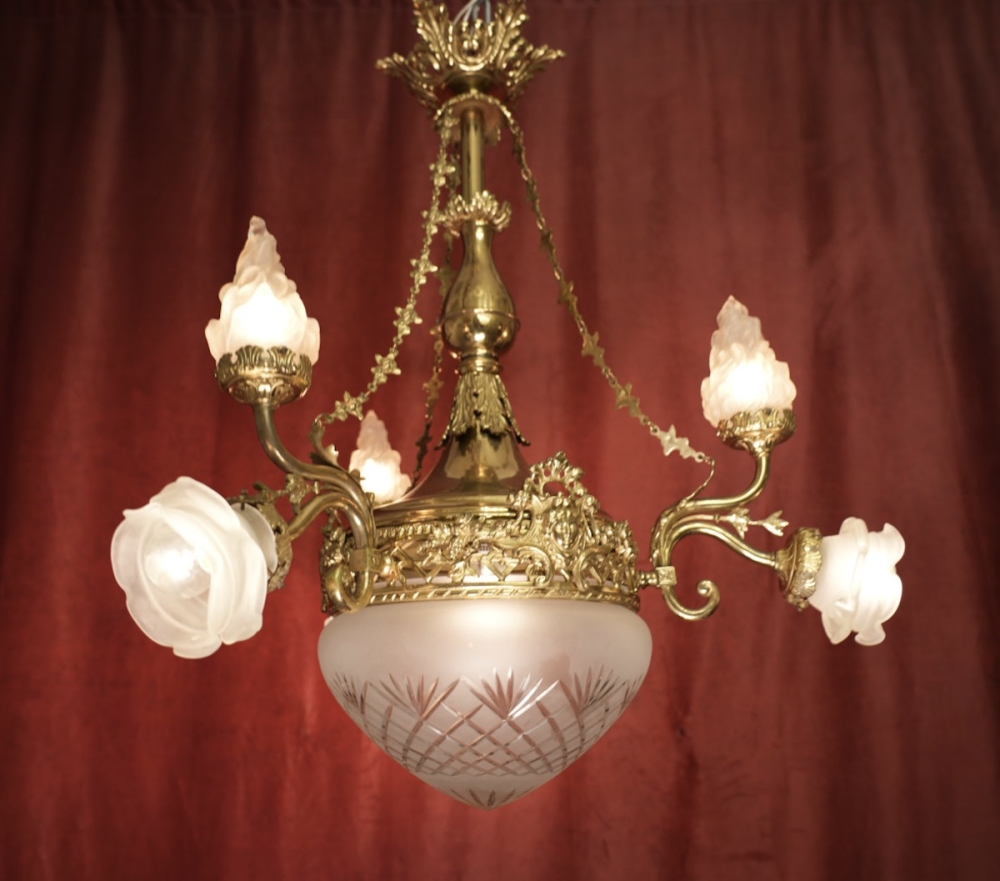 wunderschöne alte Messing Lampe 7 flammig glänzend satiniertes Glaswerk