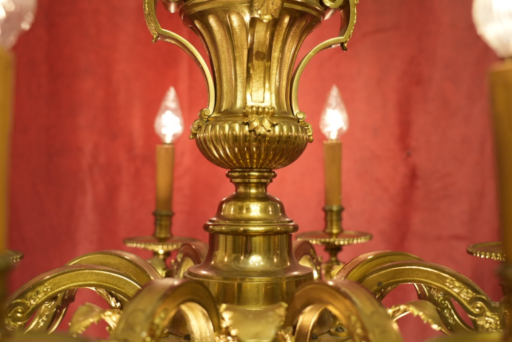 wunderschöner antiker Mazazin Kronleuchter Bronze 8 flammig