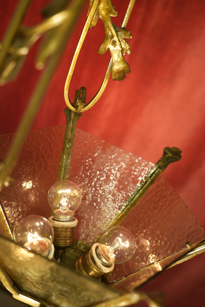 seltene Form Laterne Bronze farbigen strukturiertes Glas