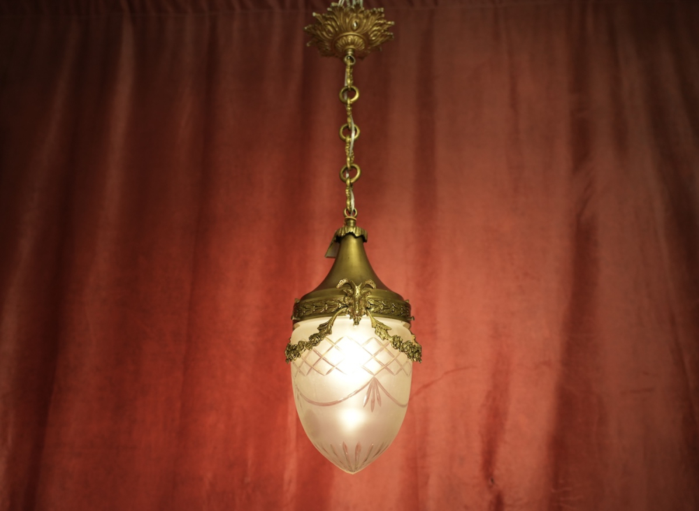 figürlicher Jugendstiltropfen Bronze