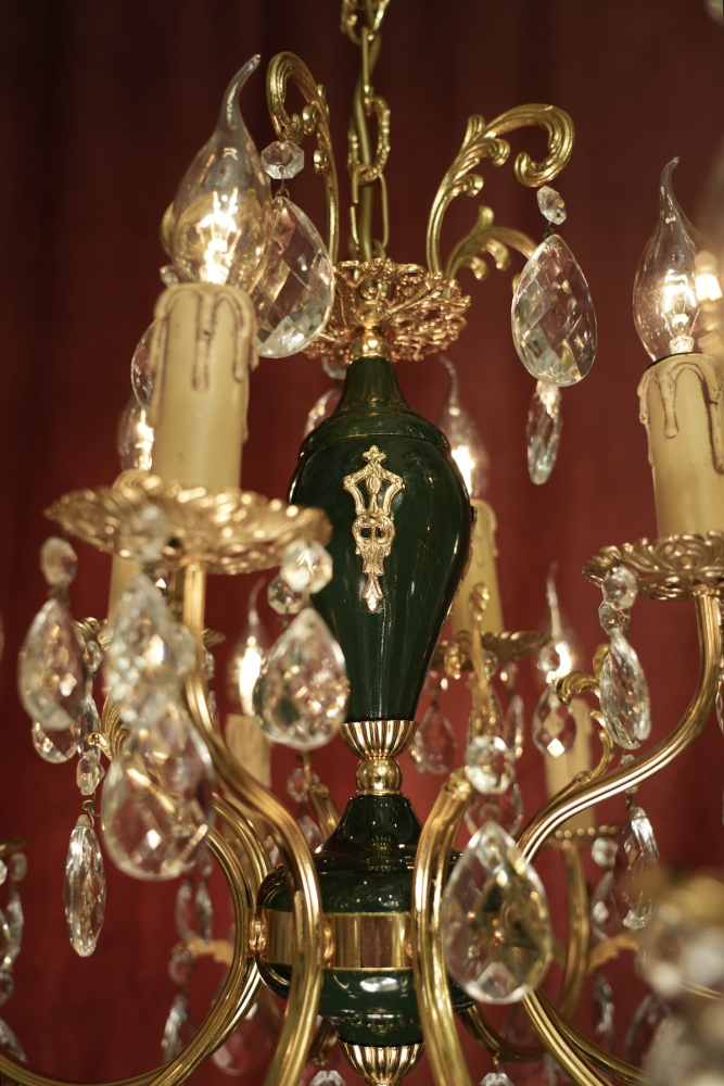 wunderschöner französischer Lüster Goldbronze und Grünlack 12 flammig