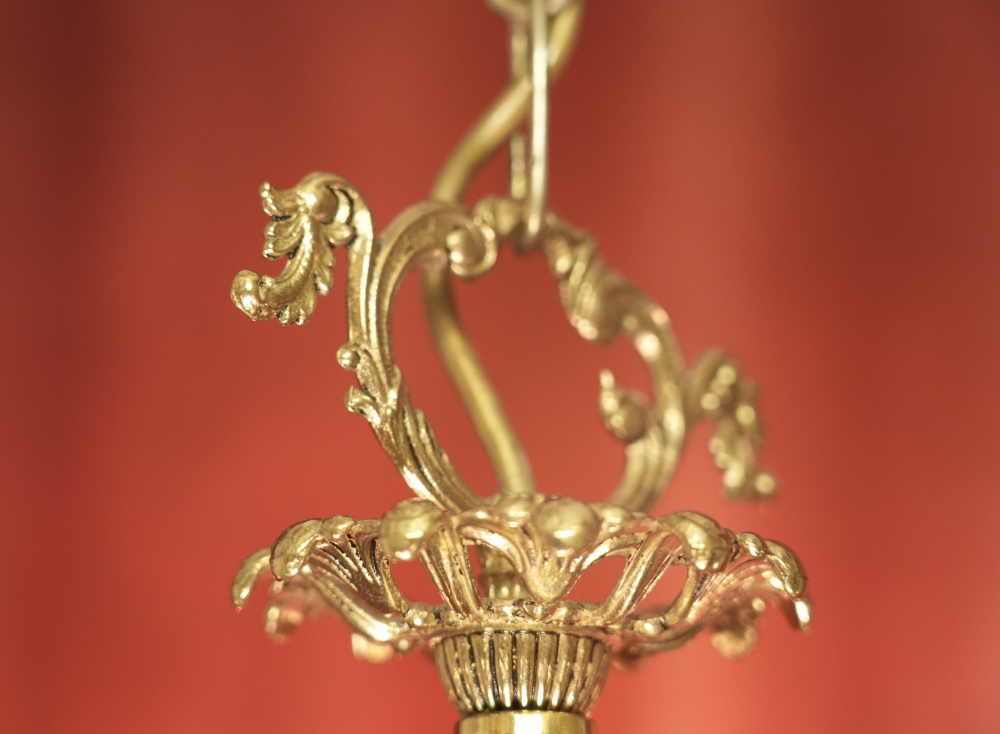 Eleganter spanischer Messing-Kronleuchter mit sechs Armen