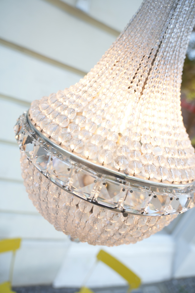 Korblüster mit Perlenketten silberfarben