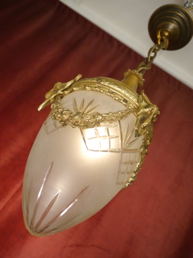 Jugendstiltropfen Kronleuchter Lampe Messing Widderköpfe ein-flammig