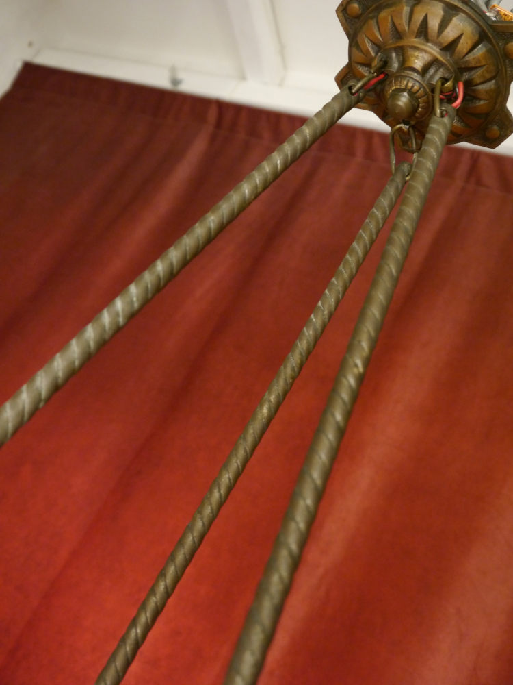 schöne Art Deco Lampe Bronze satiniertes Glas mittelgroß 4 flammig