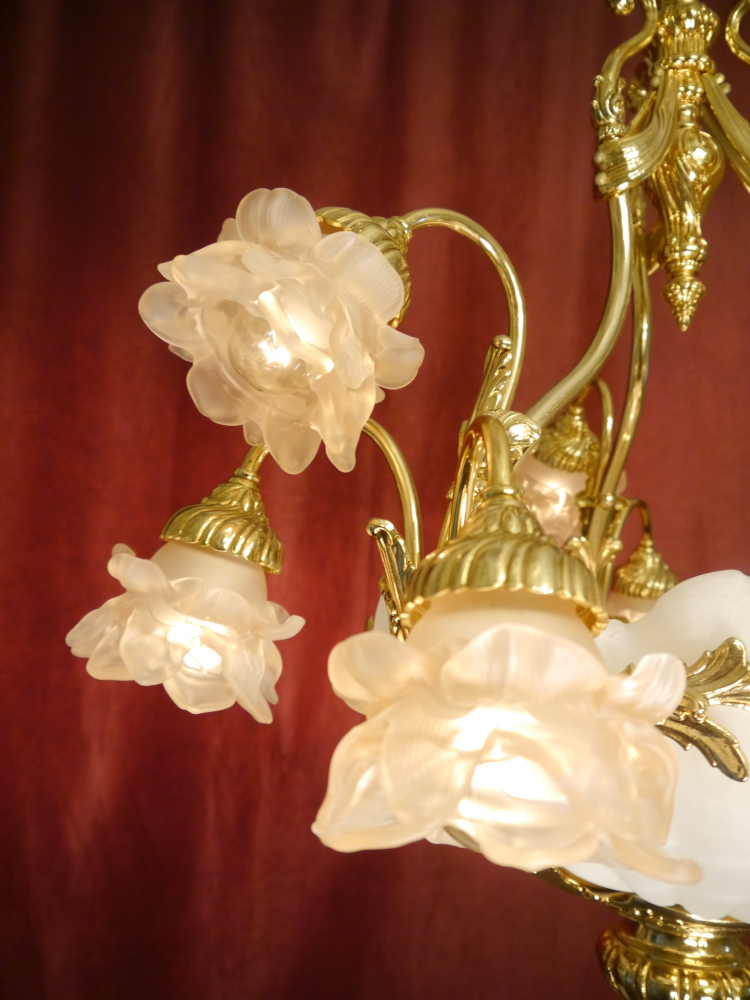 schöne große Muschelschalen Lampe Kronleuchter rosa Rosenblatt Messing glänzend 12 flammig