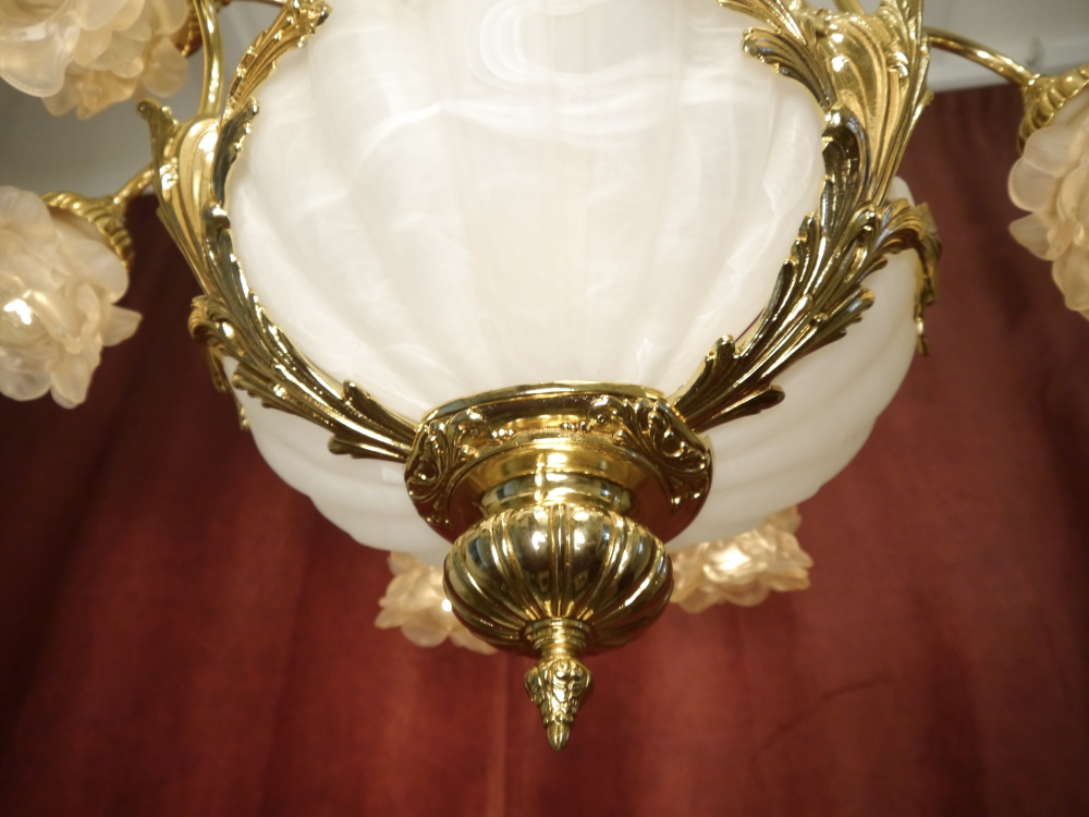 schöne große Muschelschalen Lampe Kronleuchter rosa Rosenblatt Messing glänzend 12 flammig