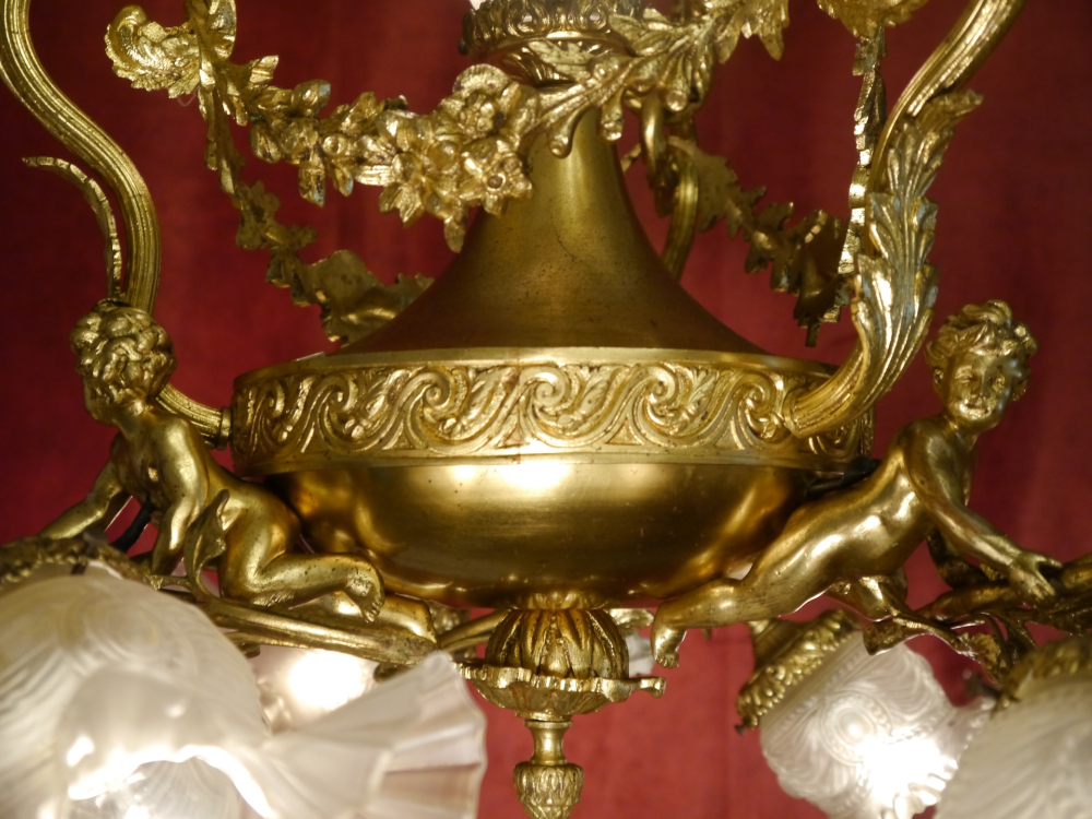 Beautiful tall antique Art Nouveau lamp gold bronze, satin rose petal bowls 7 lights