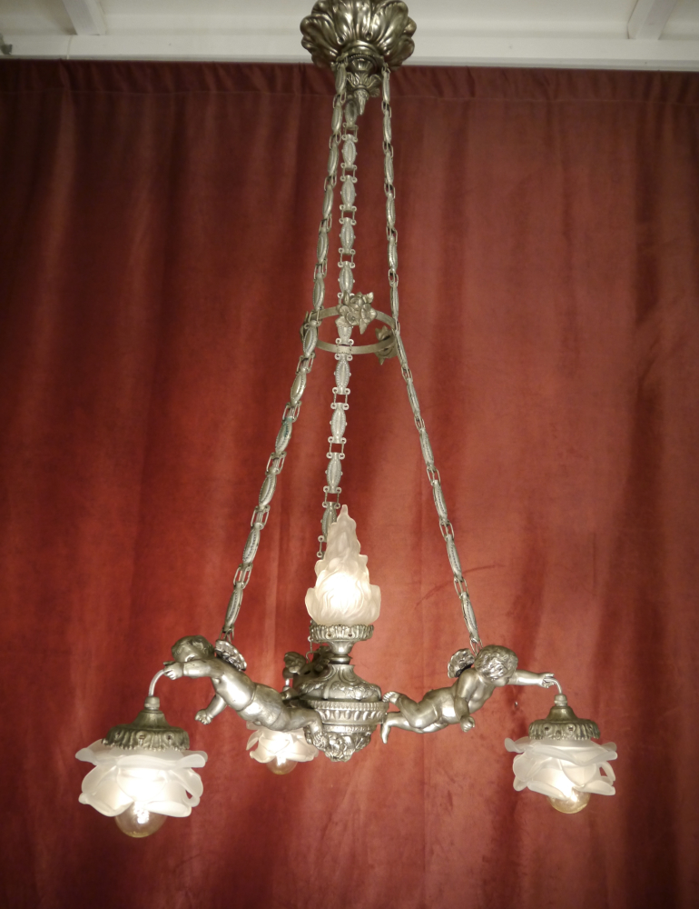 Beautiful antique Art Nouveau lamp, bronze nickel silver-colored, 3 lights