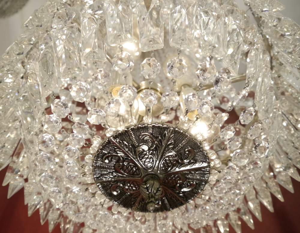 schöner mittelgroßer italienischer Kristall Korblüster Kronleuchter Nickel silberfarben Messing 6 flammig Berlin