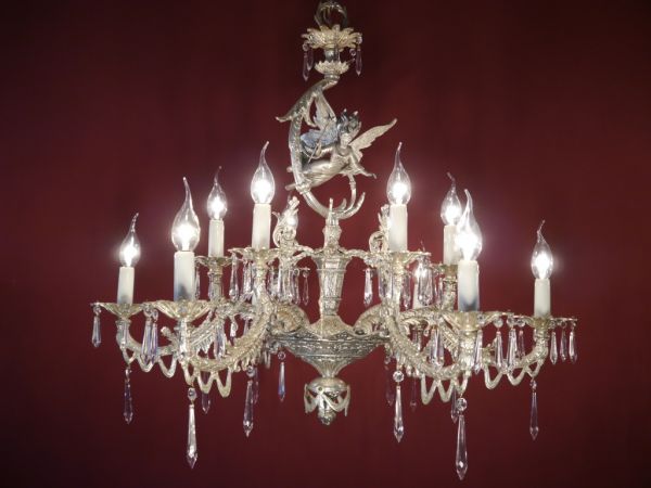 Glücksbringer - große Fee-Figur Kronleuchter silberfarben mit 12 Lampen