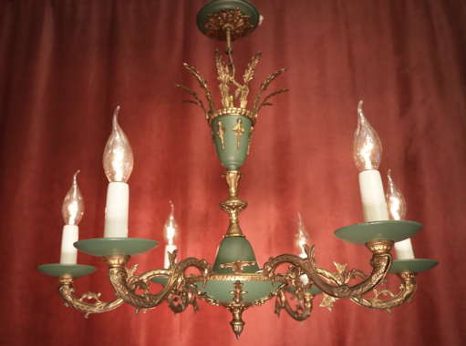 zarter kleiner Empire Kronleuchter Grünlack nicht lange im Umlauf