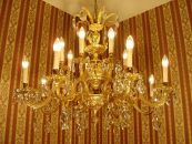 großer Goldbronze Blickfang, üppig Kristallbehang!