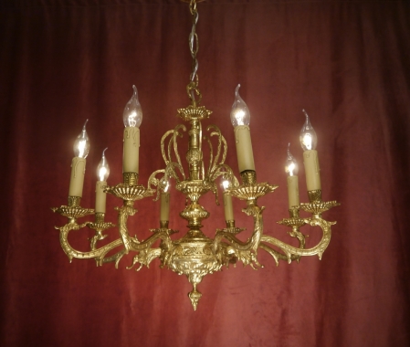 mittelgroßer Blickfang Kronleuchter Goldbronze Messing 8 Lampen