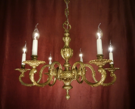 schöner alter Pokal Messing Leuchter 6 flammig