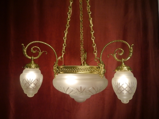 beautiful antique high lamp chandelier 4 flames brass shiny fine glass elements