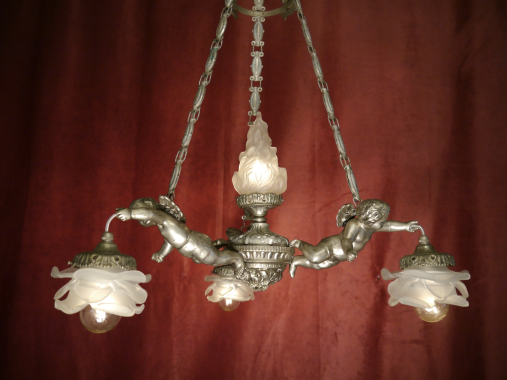 Beautiful antique Art Nouveau lamp, bronze nickel silver-colored, 3 lights