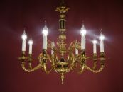 Empire Kronleuchter 8-flammig Frankreich 1970 Messing Schwarzlack Ø 70 cm